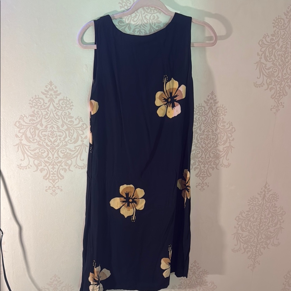 Peppermint Blue Sheath Midi Dress Sleeveless Crew Neck